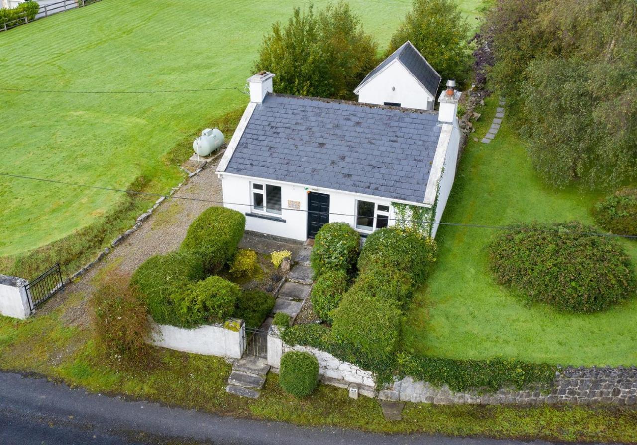 The Cottage @ Burkedale House Corofin  Eksteriør bilde
